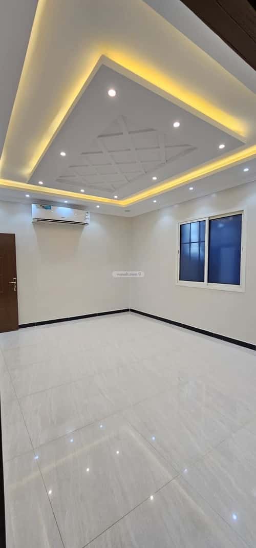 4 bedroom villa in Al Mahdiyyah 2