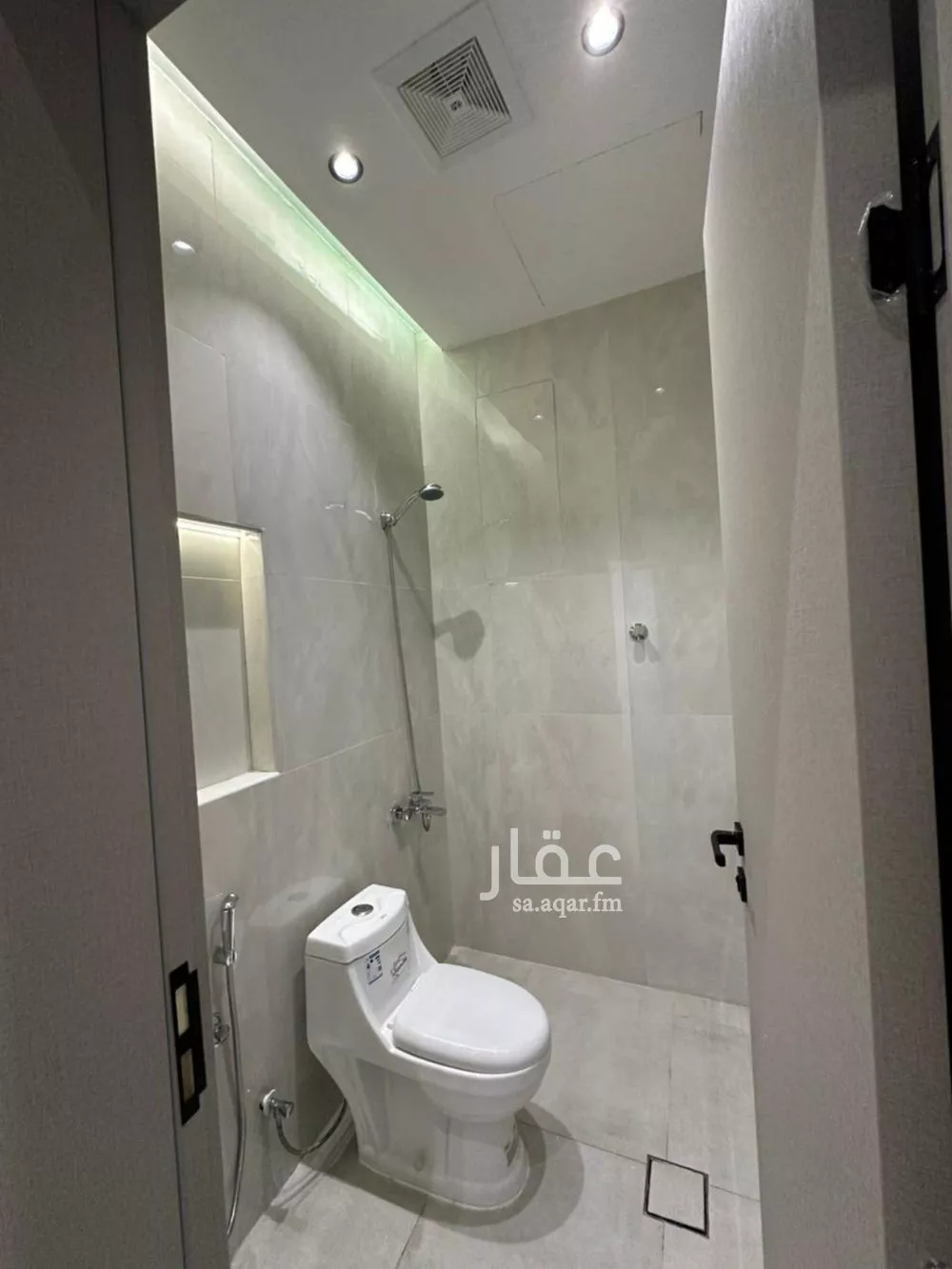 5 bedroom floor in Dahiat Namar 11
