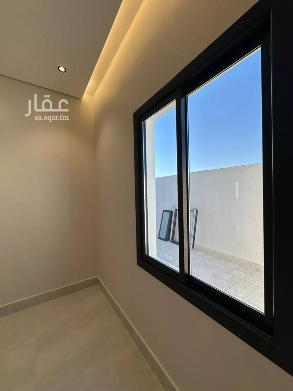5 bedroom floor in Dahiat Namar 3