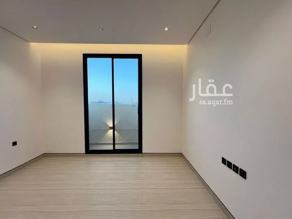 دور 3 غرف في العارض 3