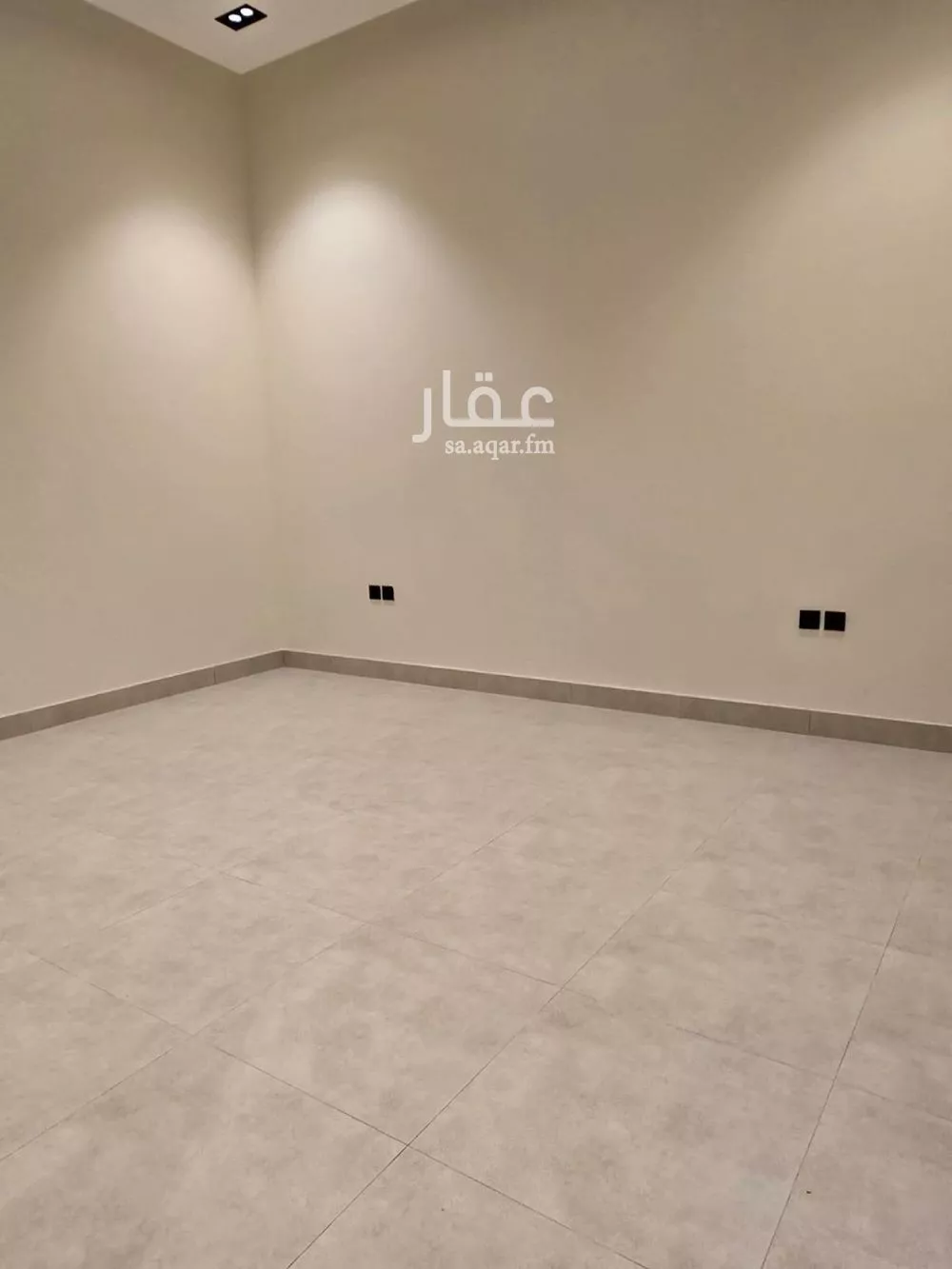 دور 5 غرف في المونسية 12