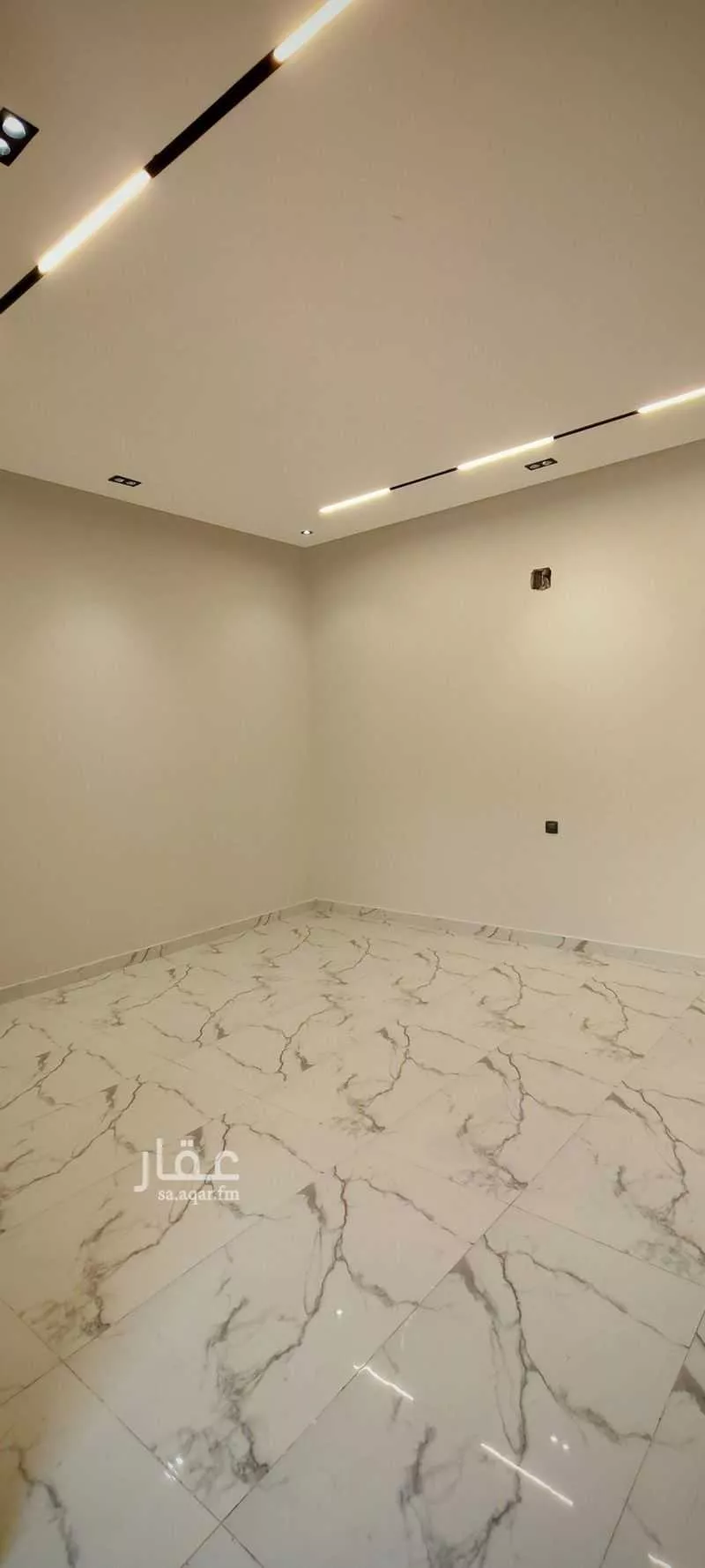 5 bedroom floor in Tuwaiq 4