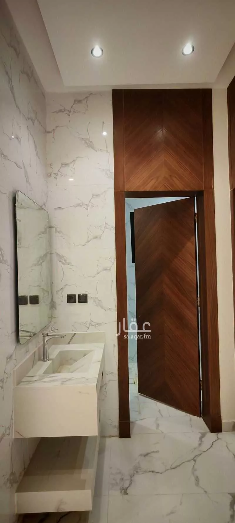 5 bedroom floor in Tuwaiq 7