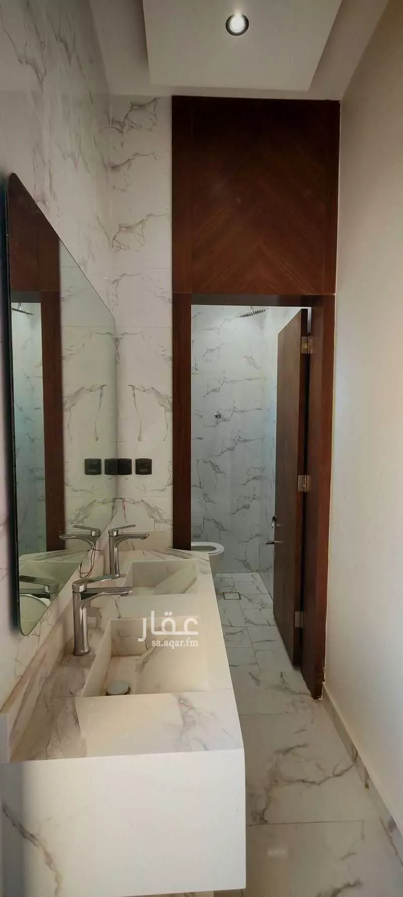 5 bedroom floor in Tuwaiq 8