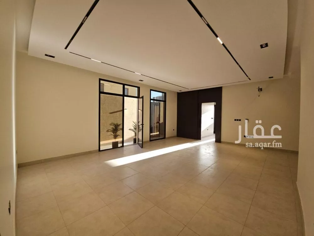 5 bedroom floor in Al Munsiyah 9