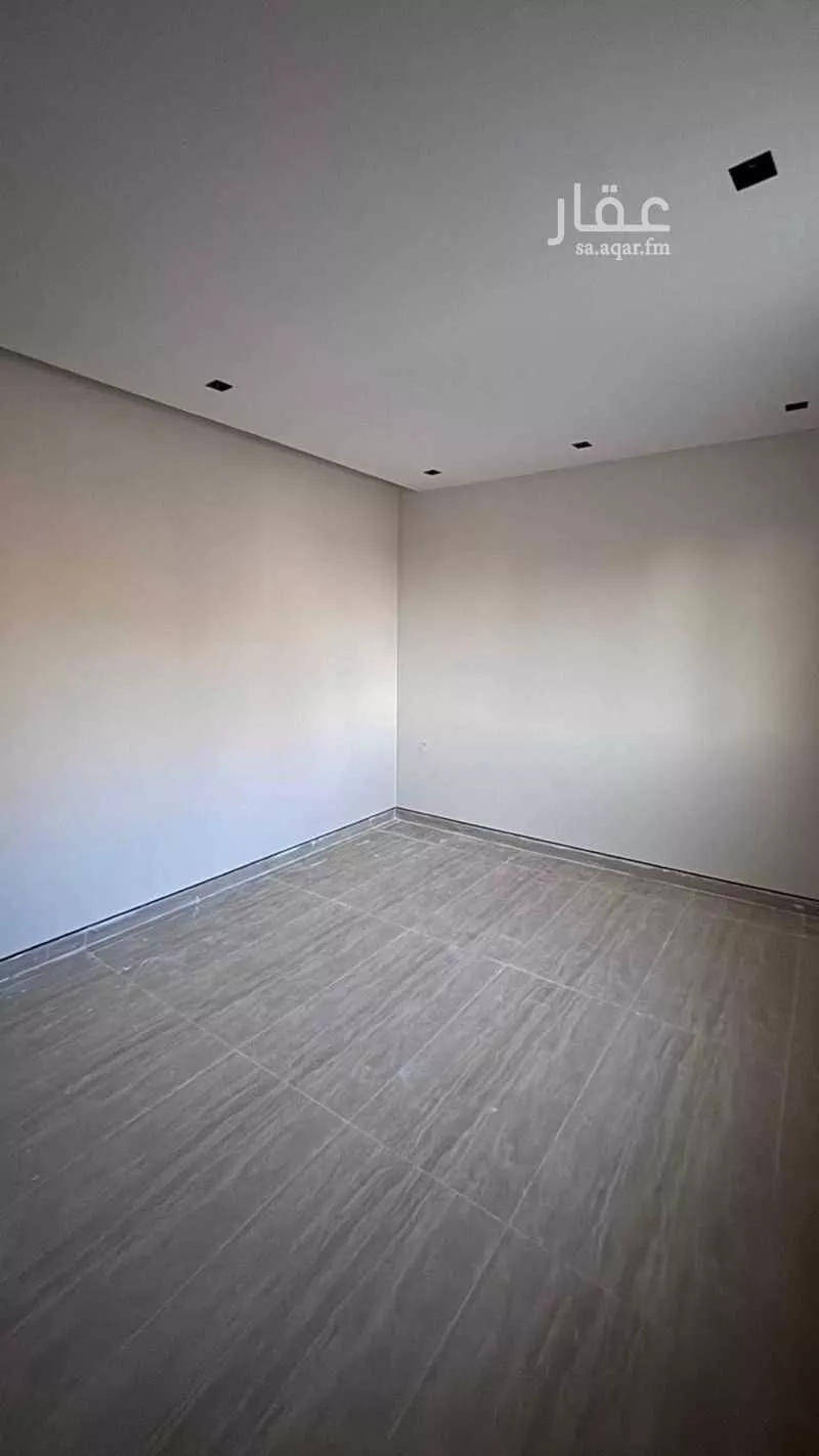 2 bedroom floor in Al Malaz 12