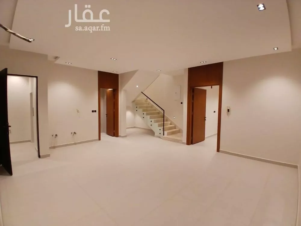 دور 4 غرف في المونسية 8