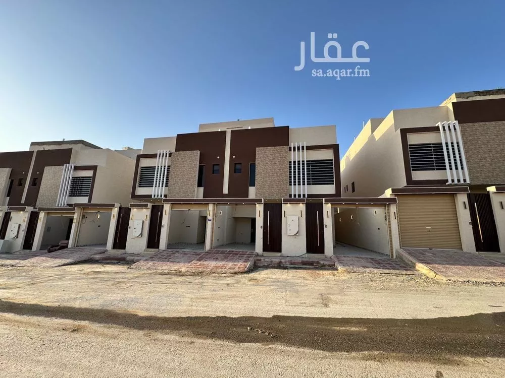 4 bedroom floor in Taibah 2