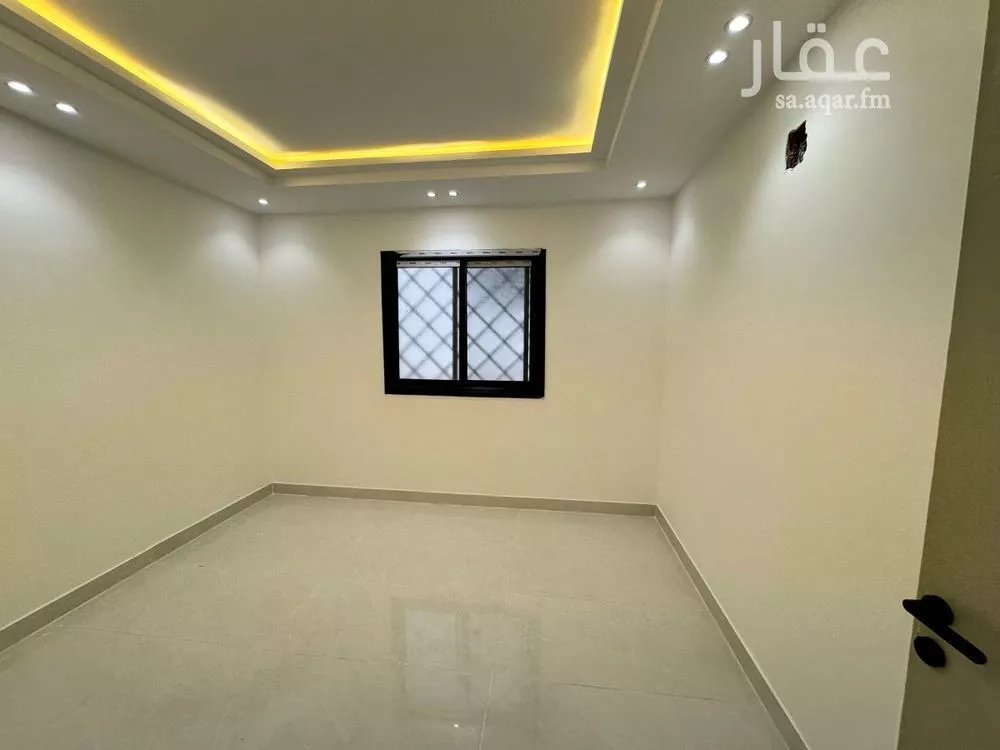 4 bedroom floor in Taibah 11