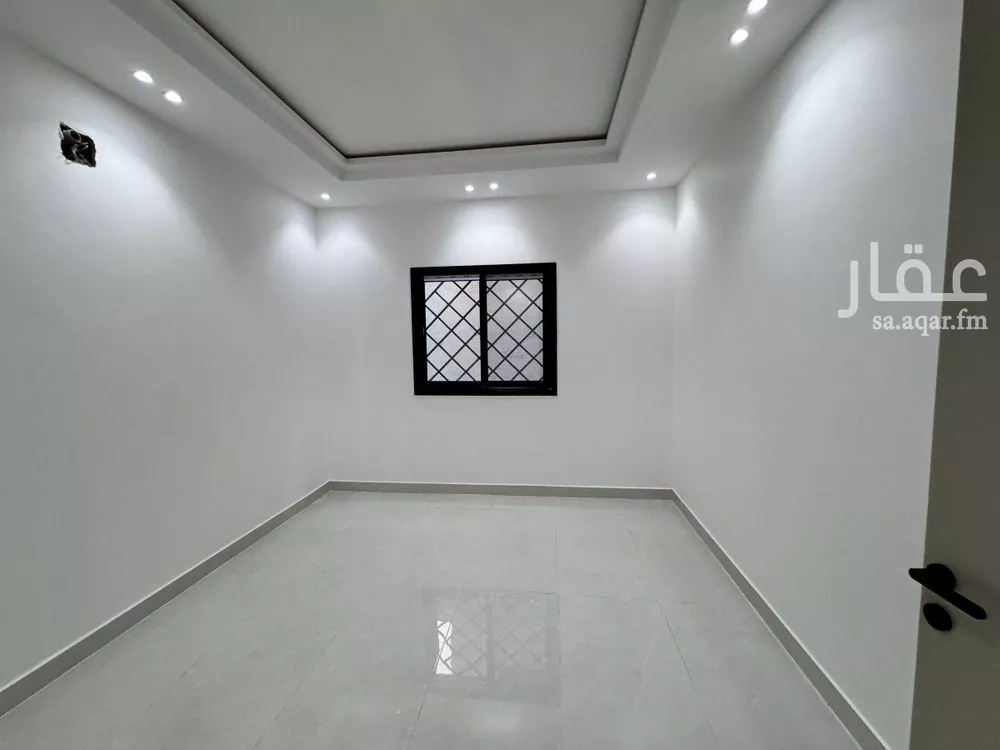 4 bedroom floor in Taibah 12