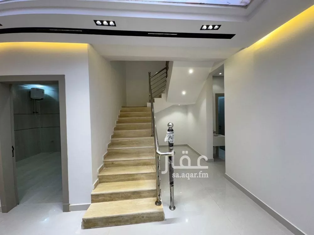 4 bedroom floor in Taibah 13