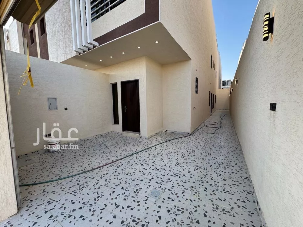 4 bedroom floor in Taibah 4