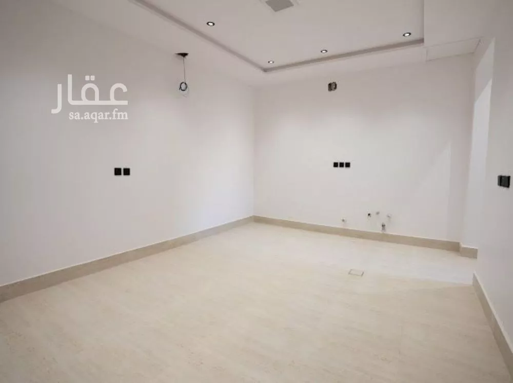 دور 6 غرف في الرمال 19