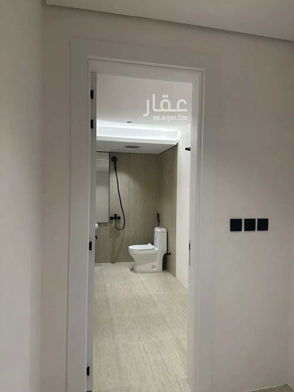 دور 3 غرف في العقيق 3