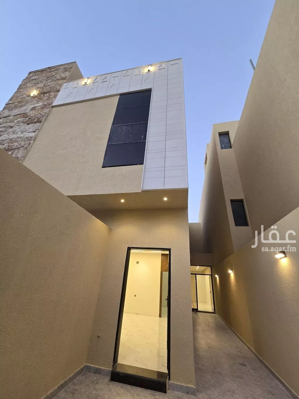 3 bedroom floor in Tuwaiq 2