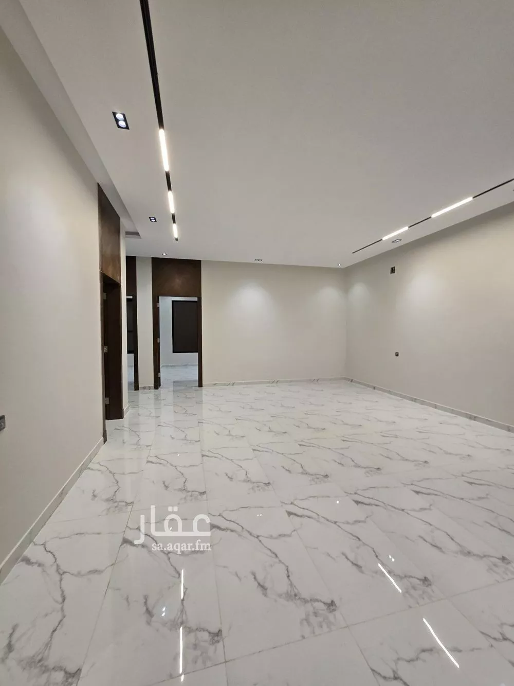 3 bedroom floor in Tuwaiq 8