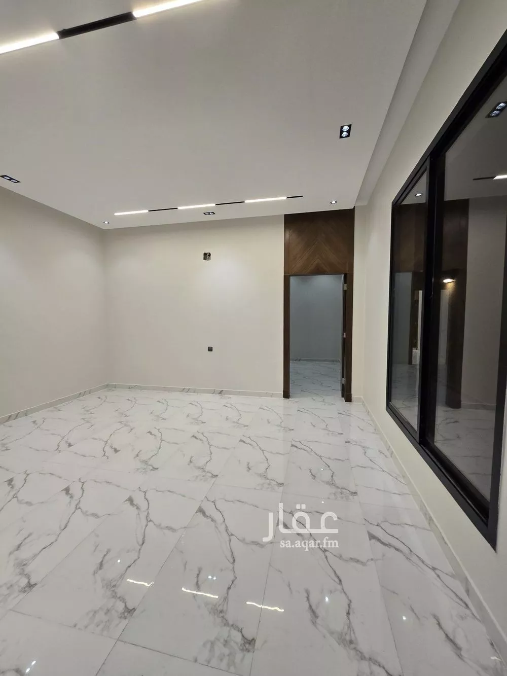 3 bedroom floor in Tuwaiq 10