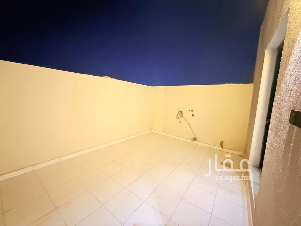 5 bedroom floor in Al Hazm 13