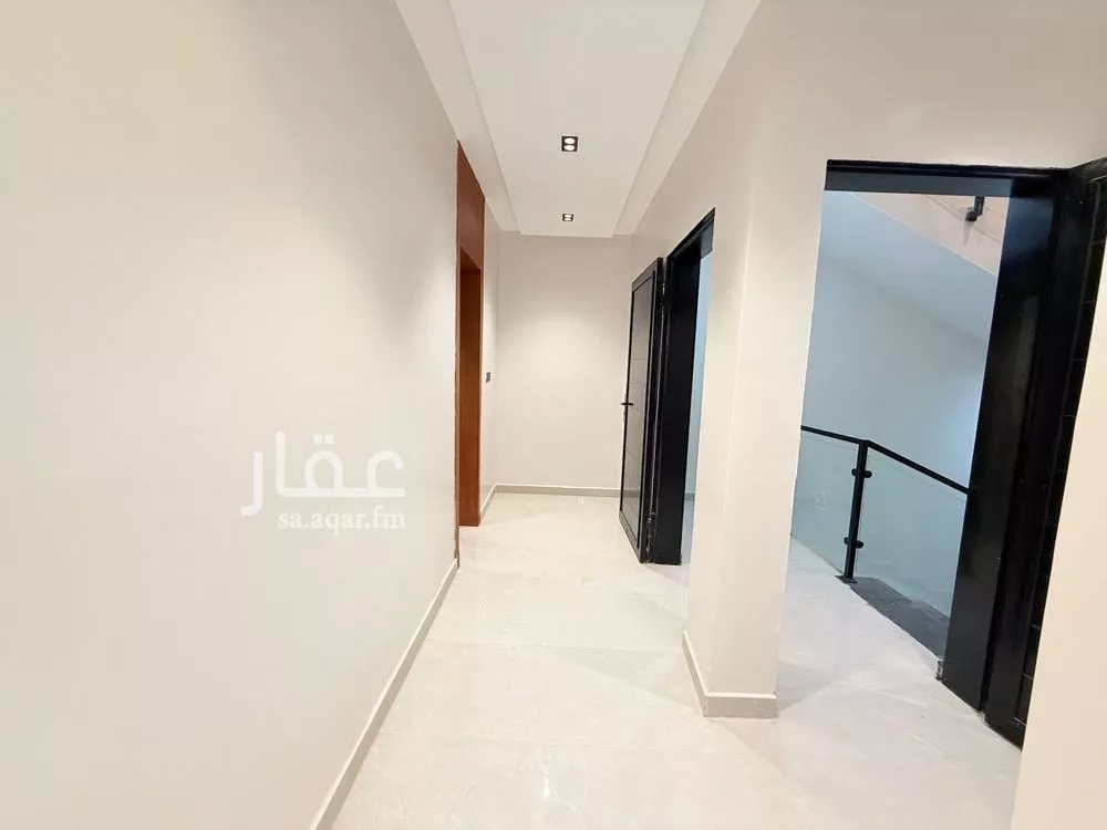 5 bedroom floor in Al Hazm 3