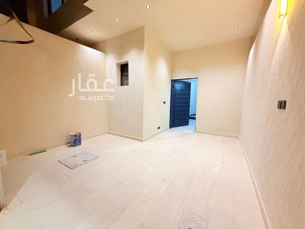 5 bedroom floor in Al Hazm 5