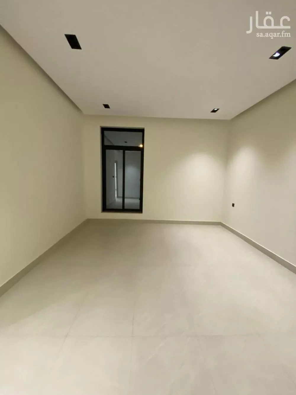 5 bedroom floor in Al Khaleej 10
