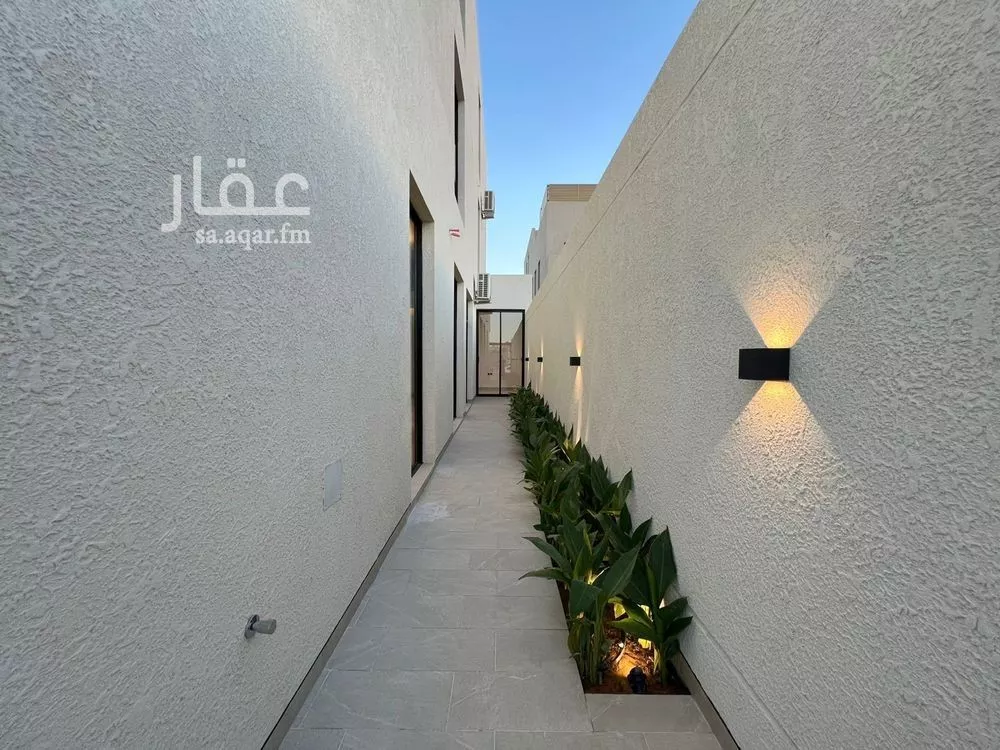 دور 3 غرف في العارض 12