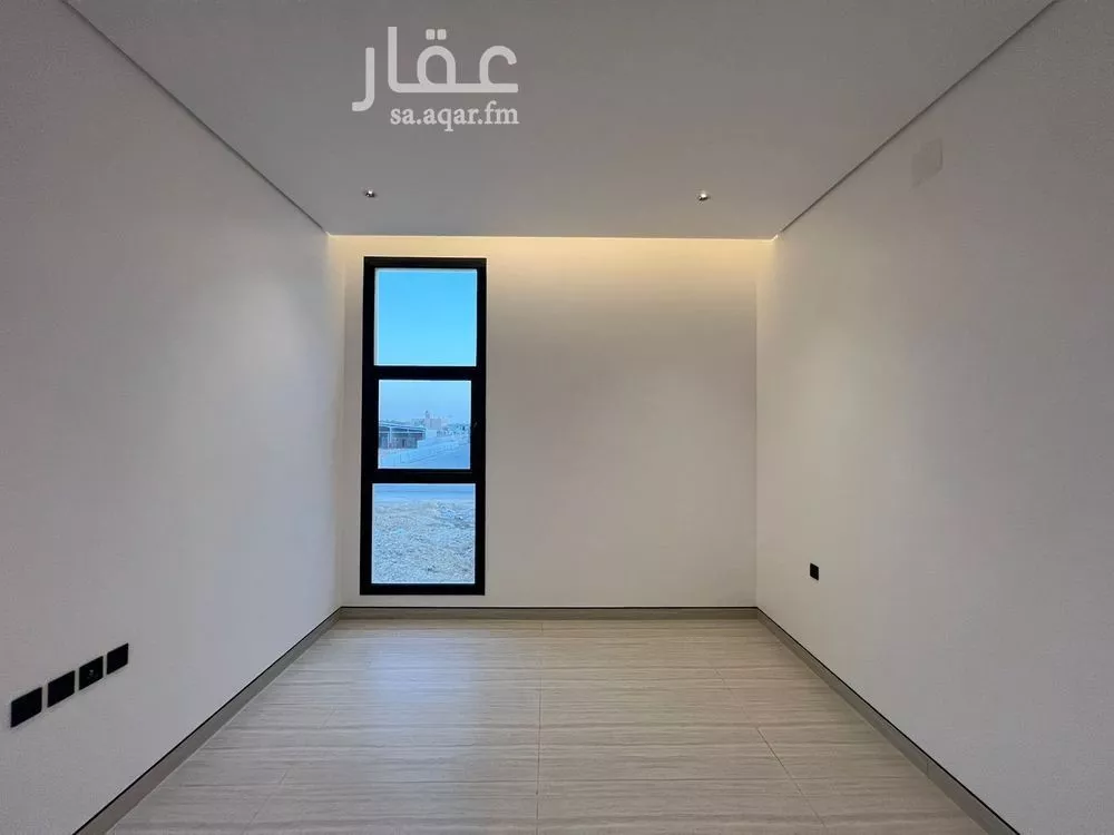 دور 3 غرف في العارض 10