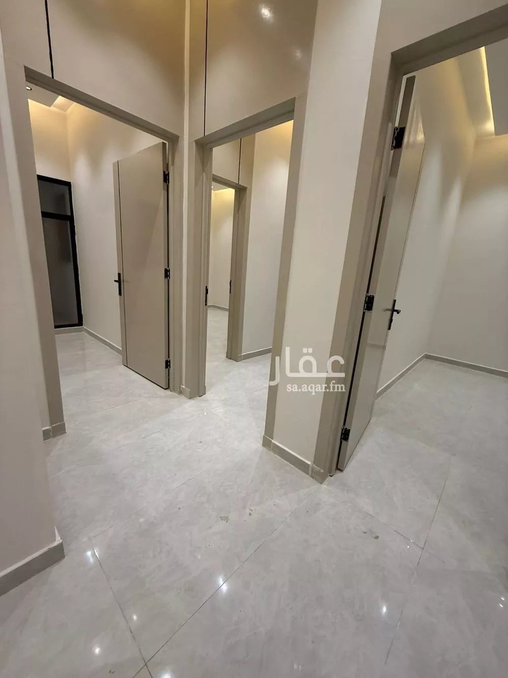 دور 5 غرف في احد 9