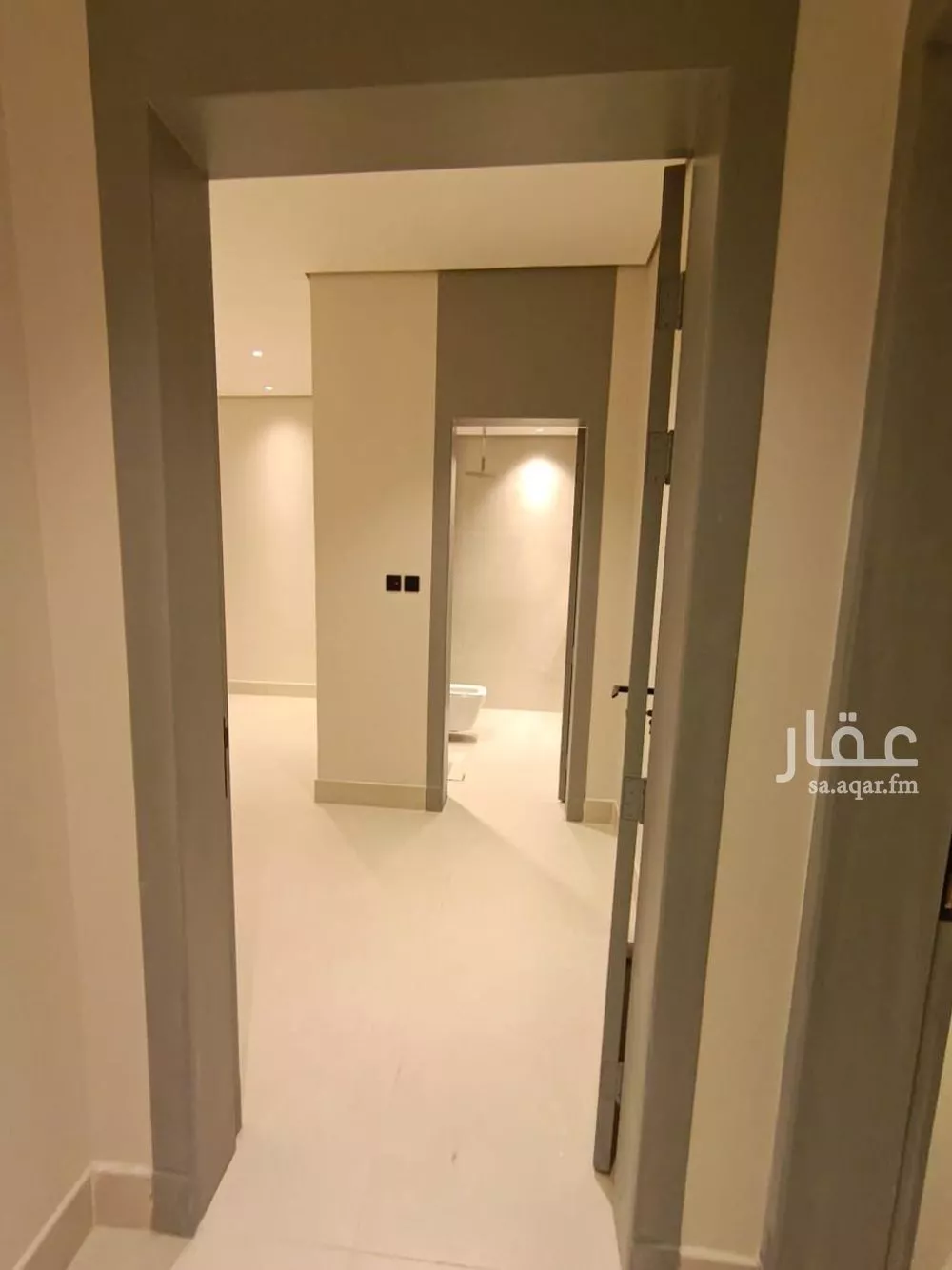 3 bedroom floor in Al Janadriyah 2