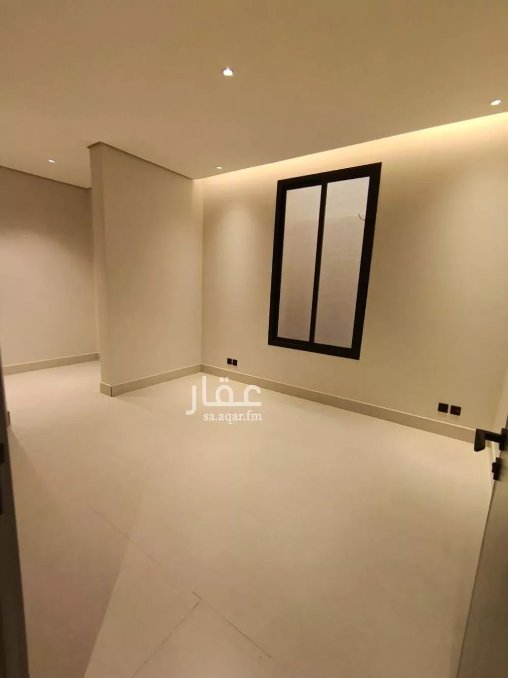 3 bedroom floor in Al Janadriyah 14
