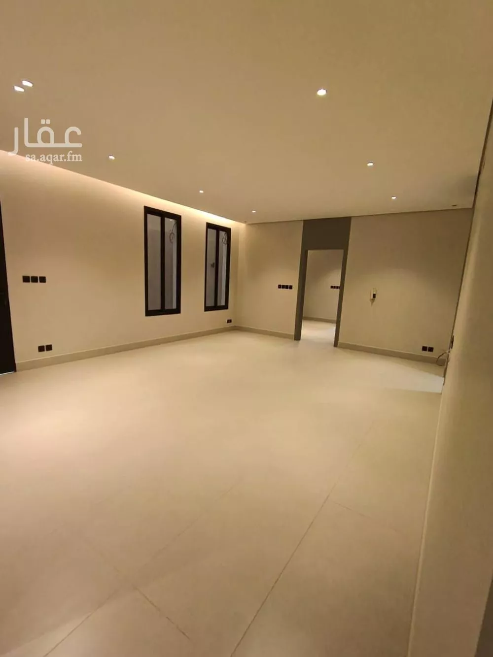 3 bedroom floor in Al Janadriyah 3