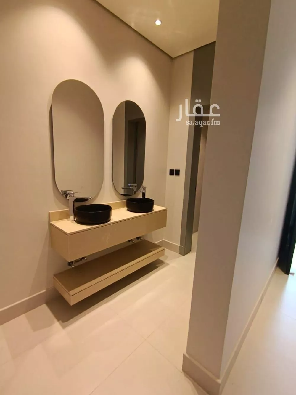 3 bedroom floor in Al Janadriyah 4