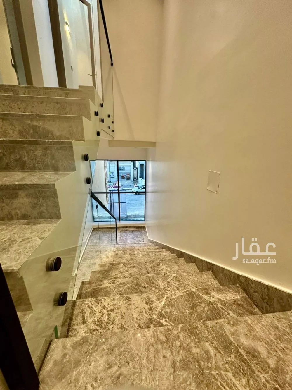 دور 4 غرف في النرجس 22