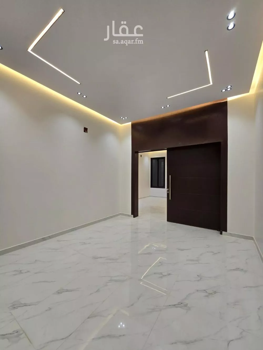 4 bedroom floor in Al Janadriyah 13