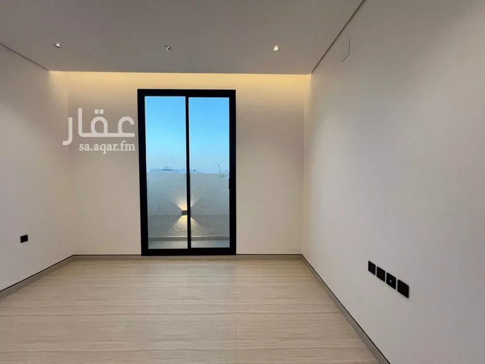 دور 3 غرف في العارض 9