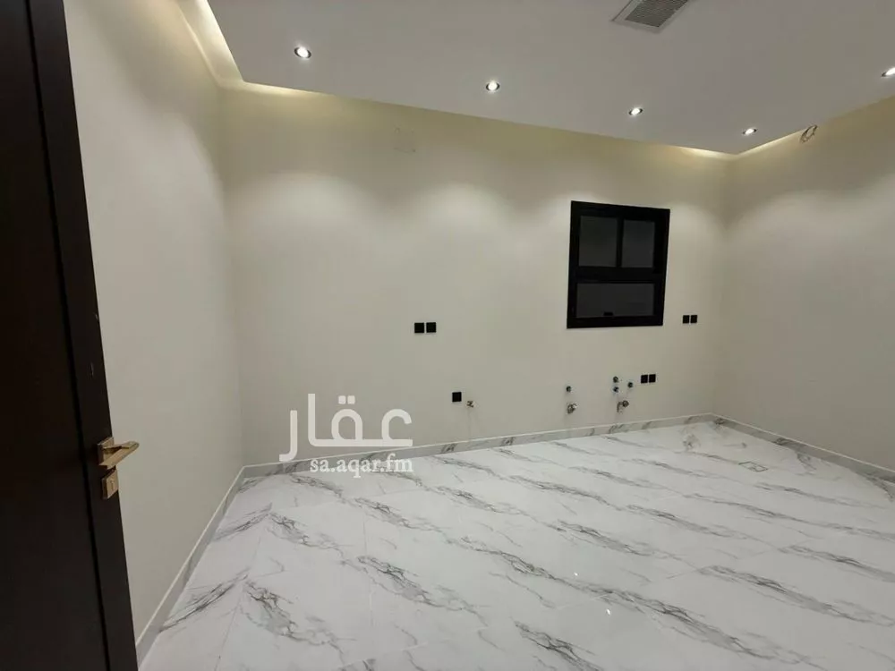 دور 3 غرف في السويدي 12