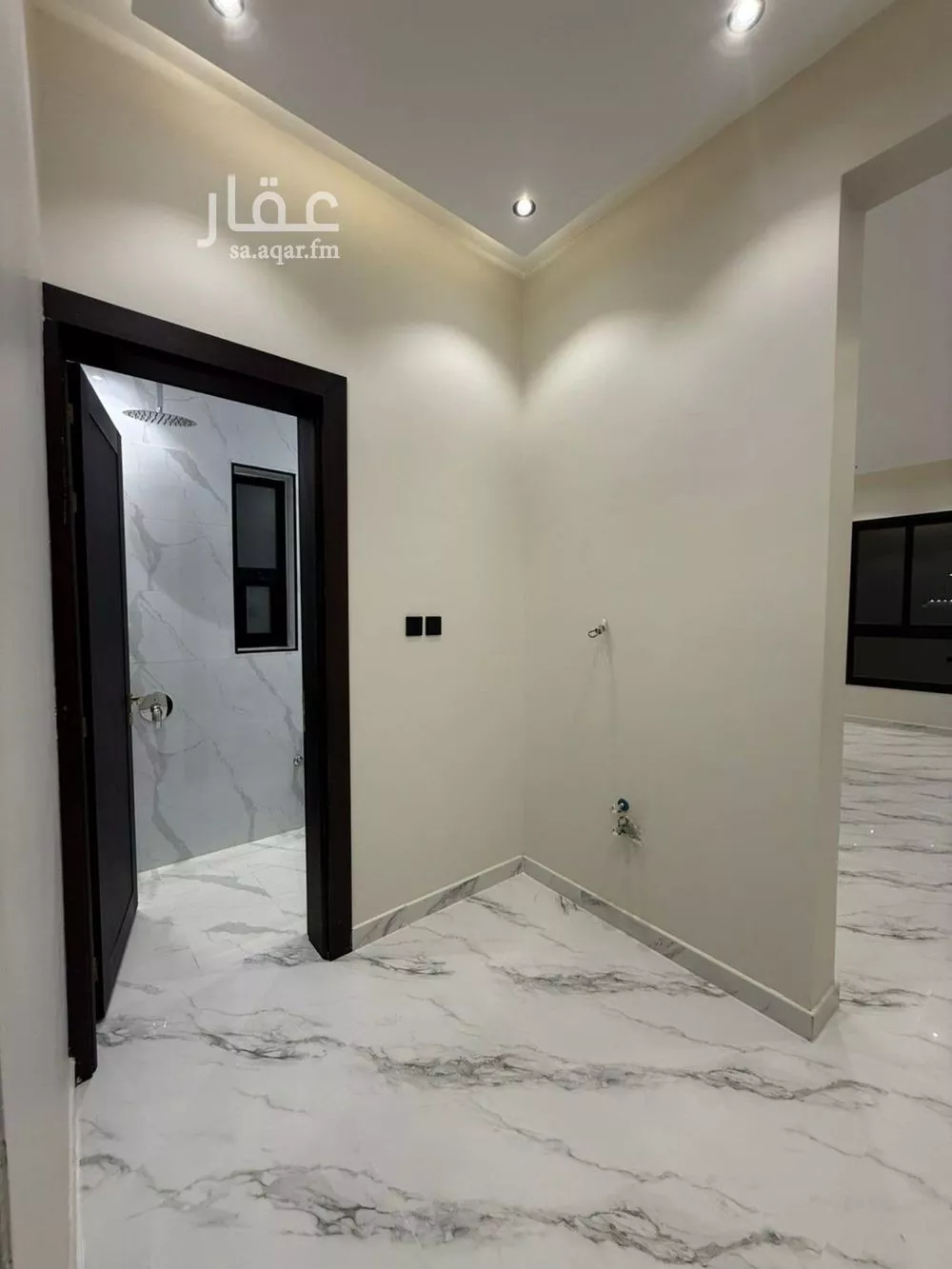 دور 3 غرف في السويدي 8