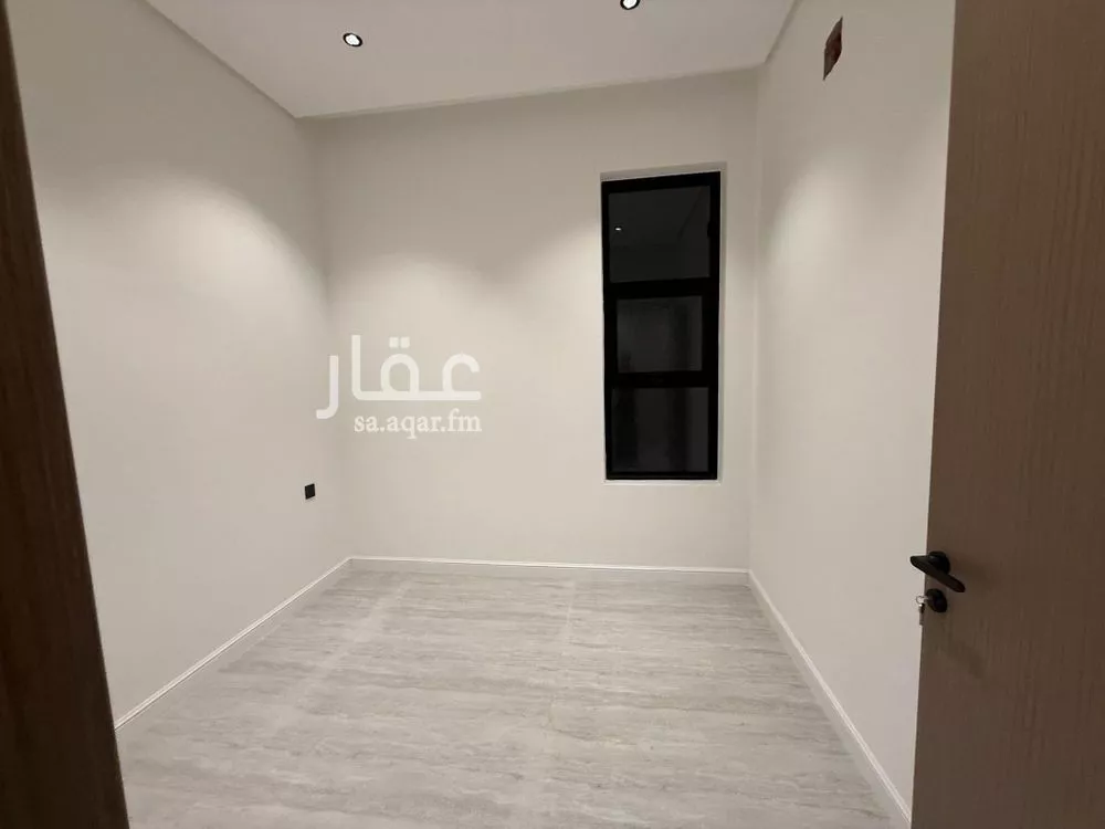 3 bedroom floor in As Suwaidi 3