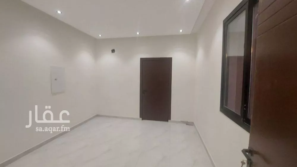 3 bedroom floor in Okaz 6