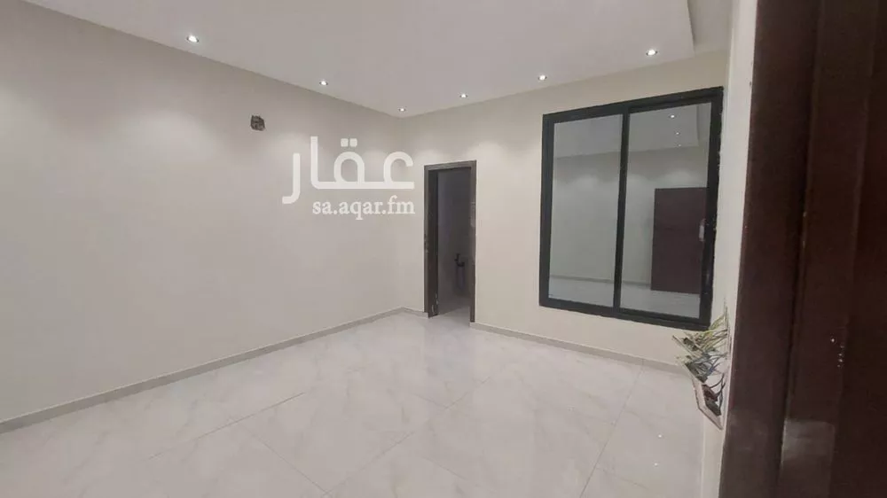 3 bedroom floor in Okaz 7