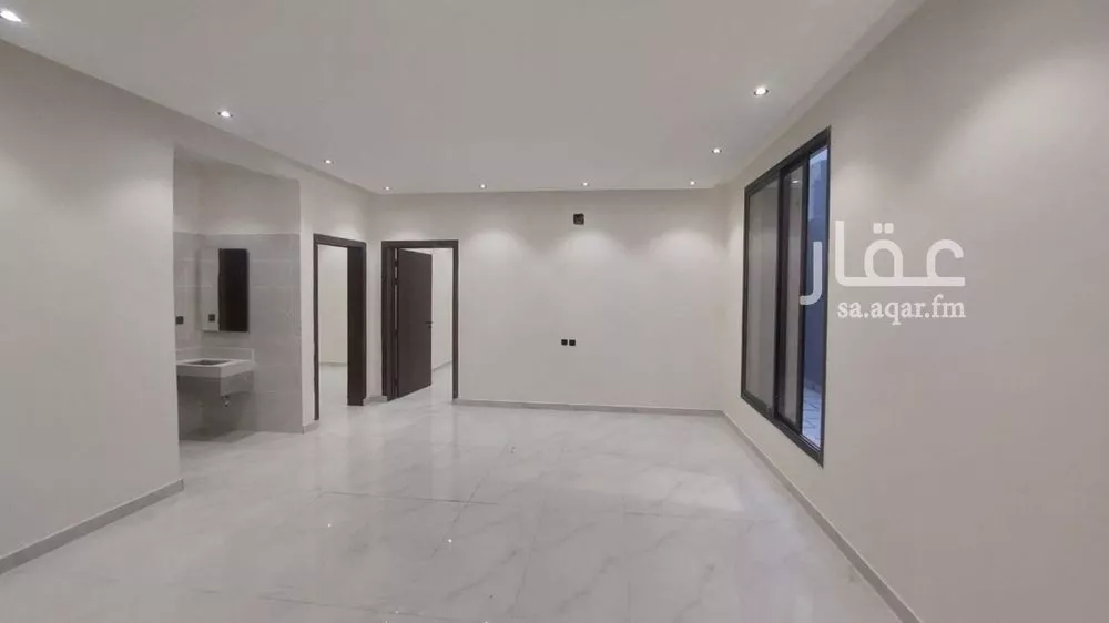 3 bedroom floor in Okaz 10
