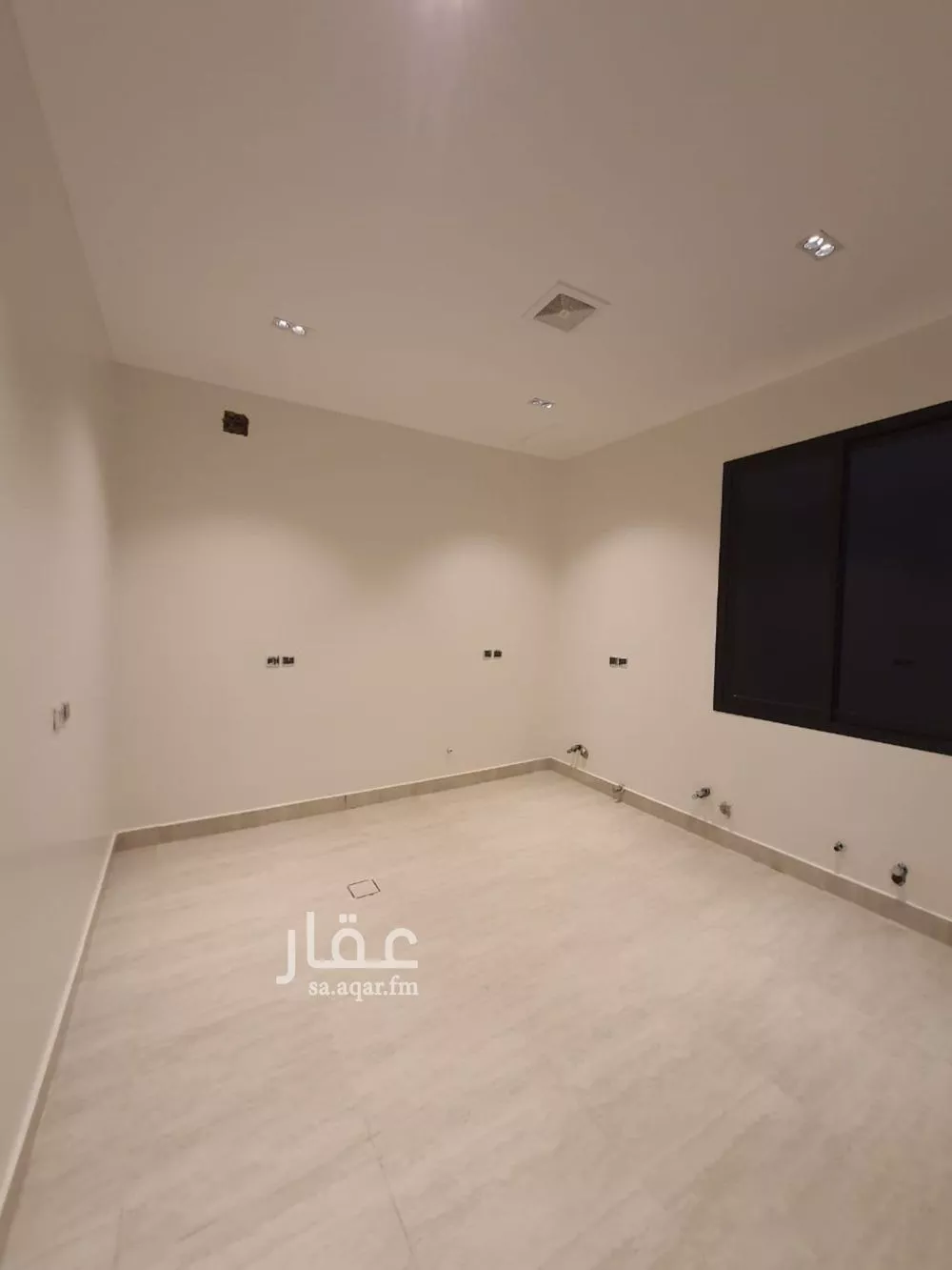 دور 3 غرف في الشرق 28