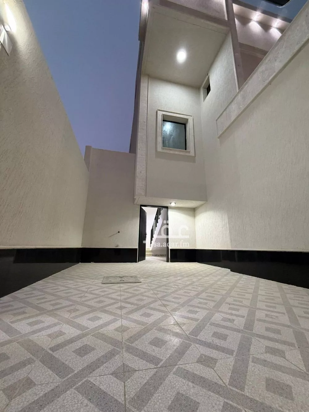5 bedroom floor in Dahiat Namar 2