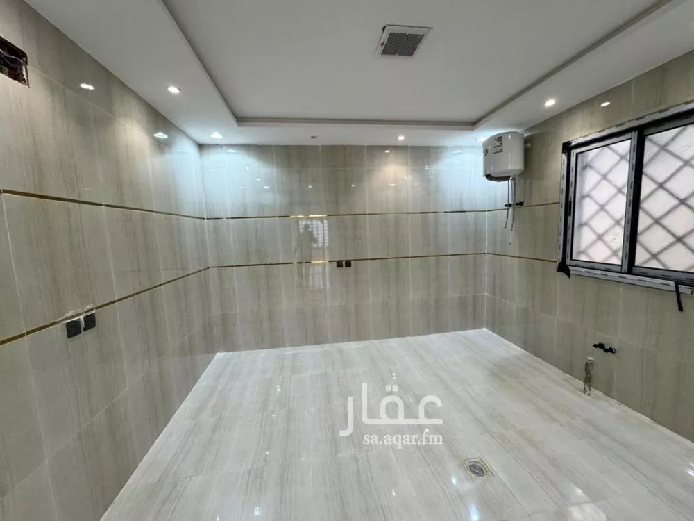 دور 4 غرف في طيبة 11