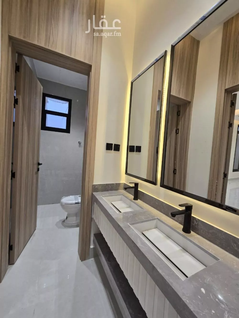 4 bedroom floor in Al Maizilah 7