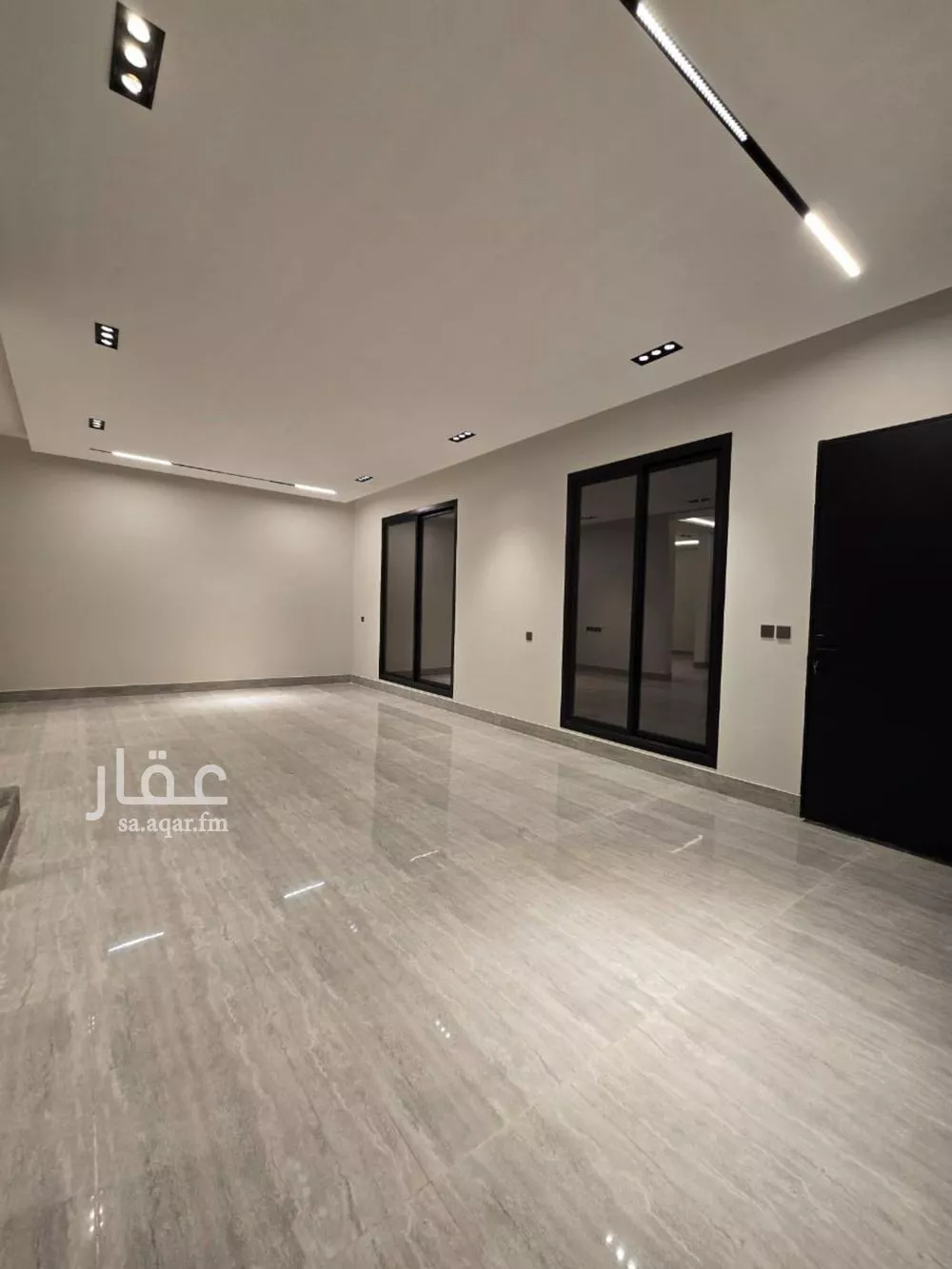 5 bedroom floor in Al Rimal 6