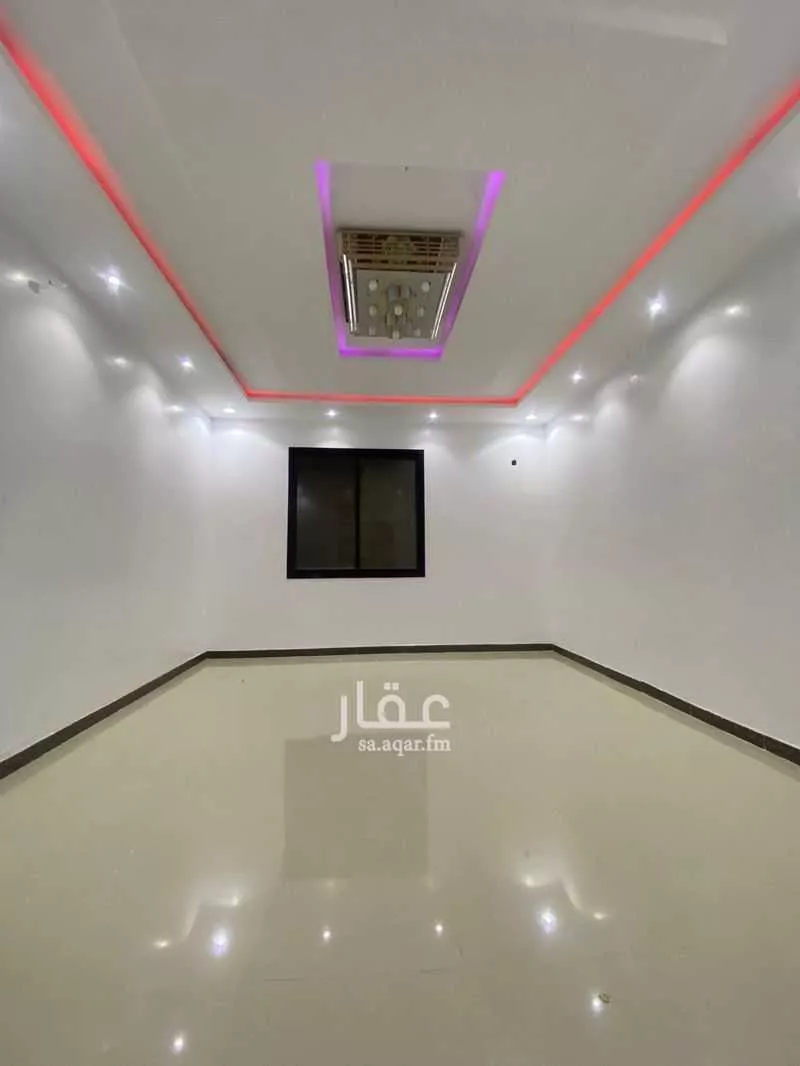 5 bedroom floor in Al Rimal 8