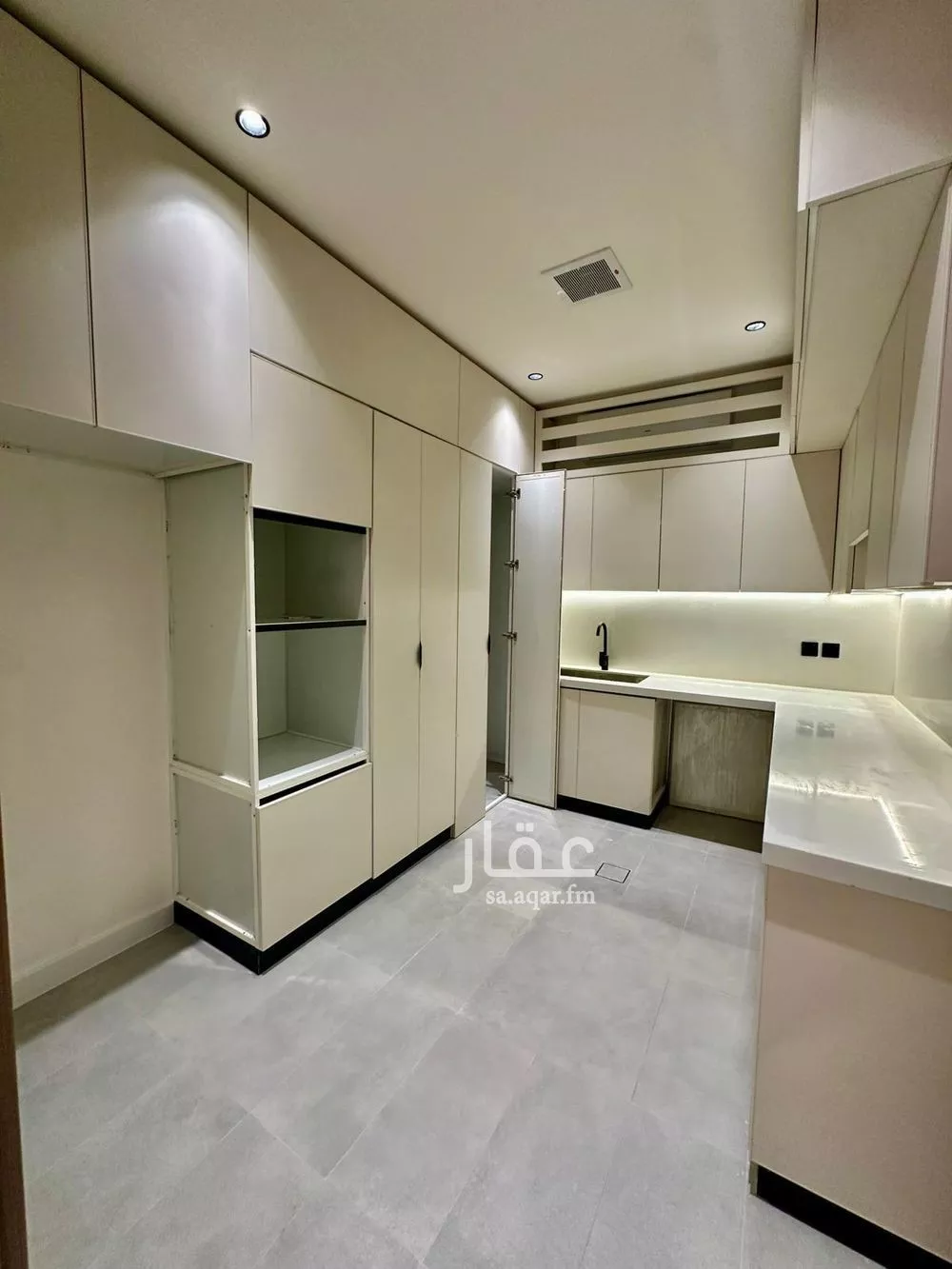 4 bedroom floor in Al Narjis 20