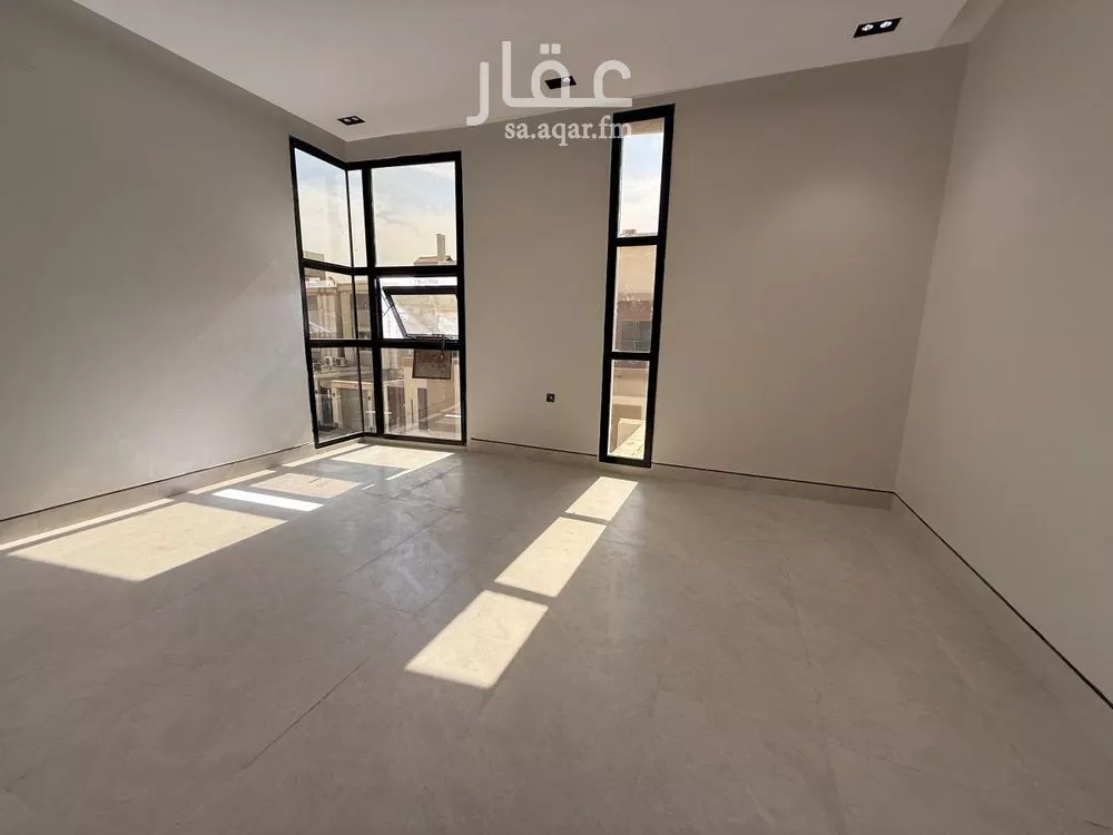 4 bedroom floor in Qurtubah 3