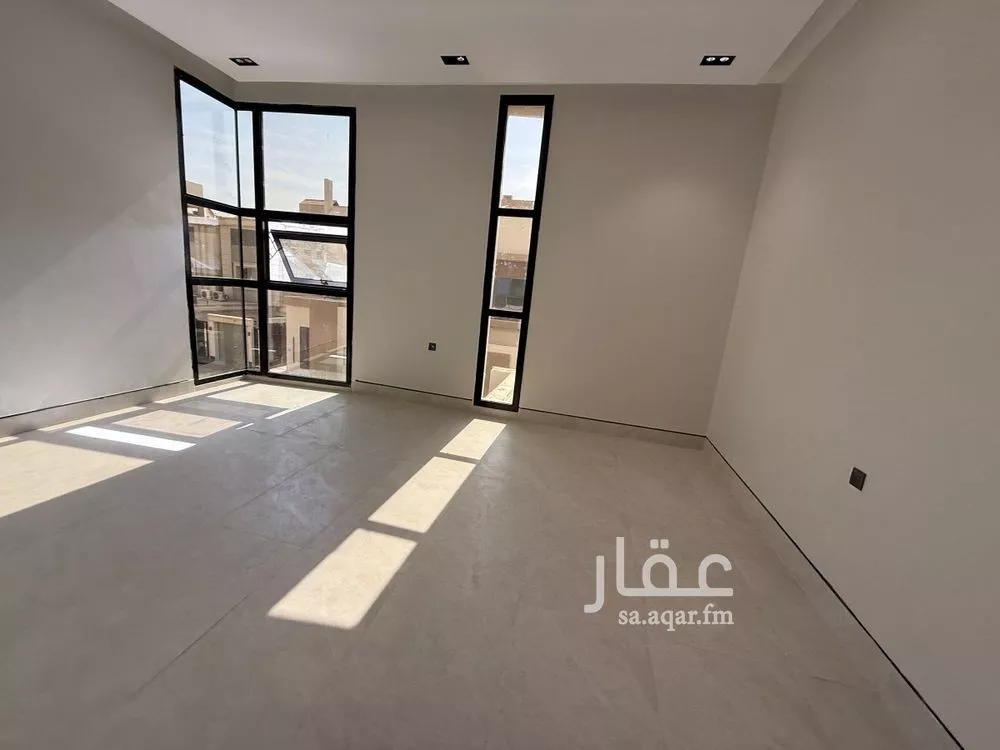 4 bedroom floor in Qurtubah 10